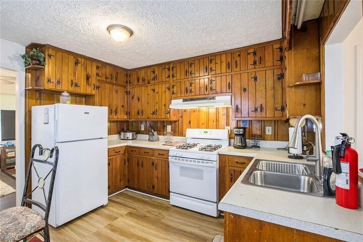 Property Photo: 591 East Johnson Street GA 30179