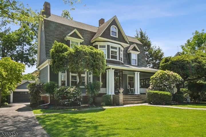 Property Photo:  40 Stanley Rd  NJ 07079 