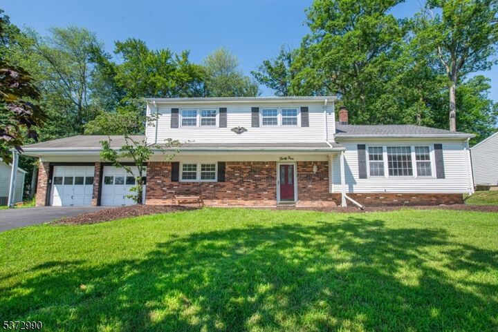 34 Maplewood Dr  Parsippany-Troy Hills Twp. NJ 07054 photo