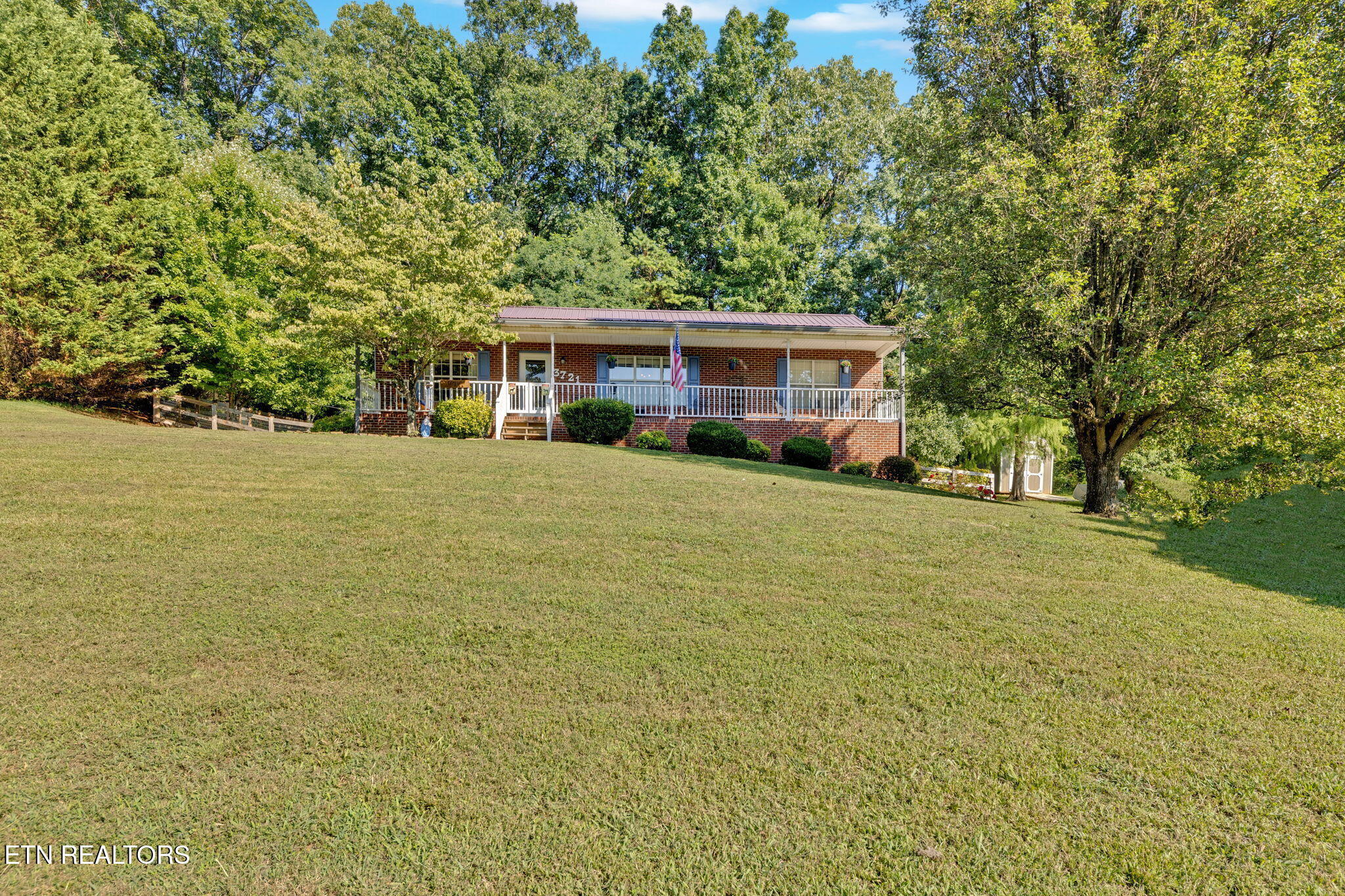 Property Photo: 3721 Meadowland Drive TN 37814