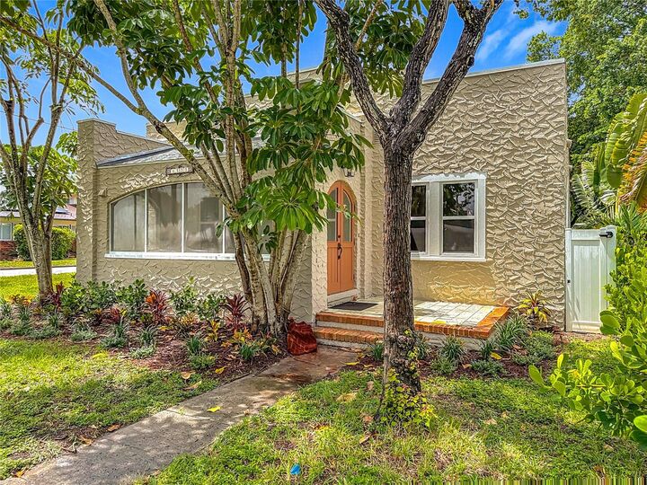 4595 9th Avenue N  St Petersburg FL 33713 photo