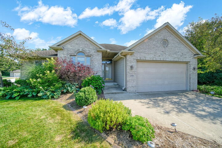 Property Photo:  2595 Lindsey Road  MI 49201 