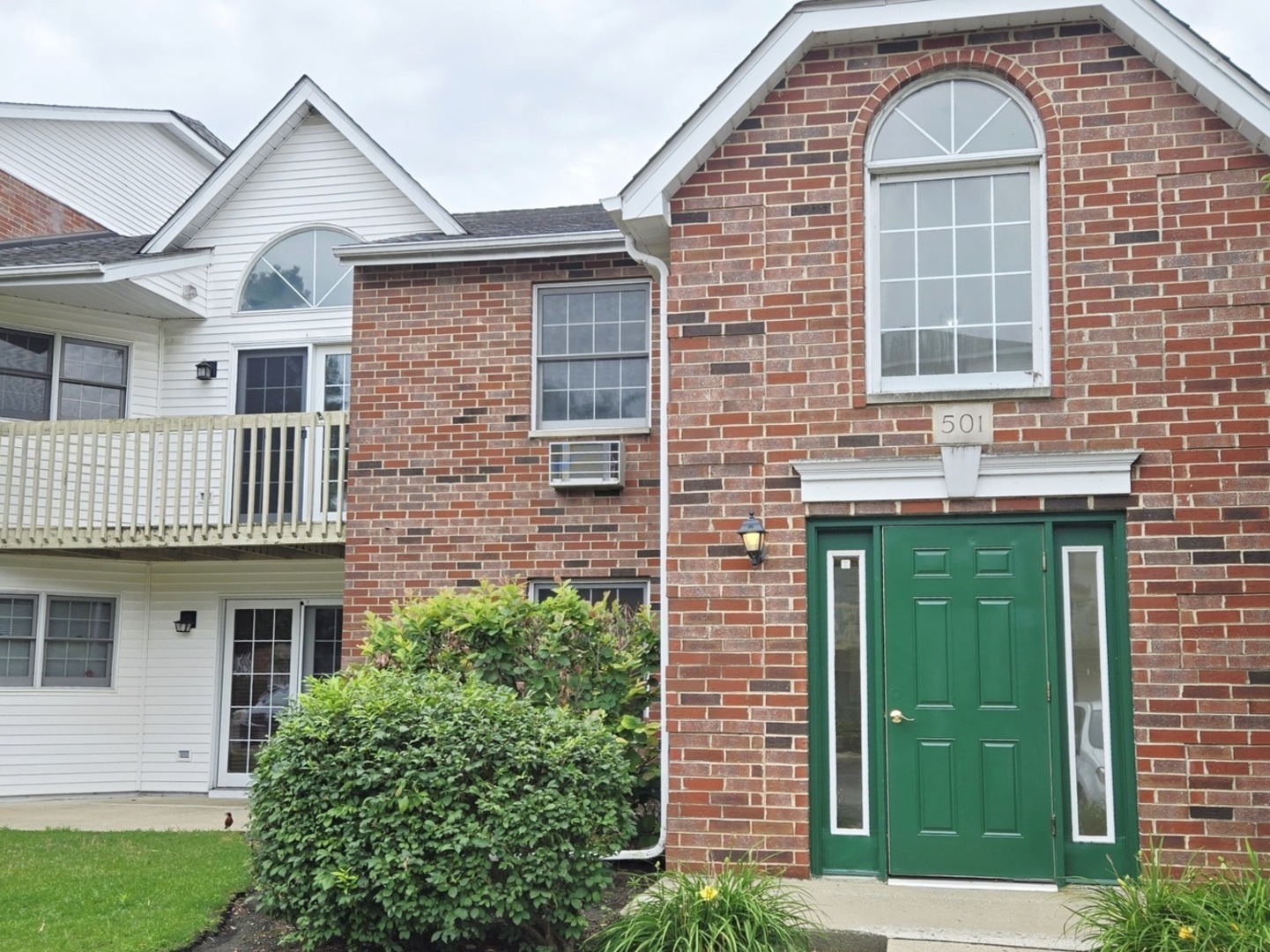 Property Photo: 501 Leah Lane 2A IL 60098