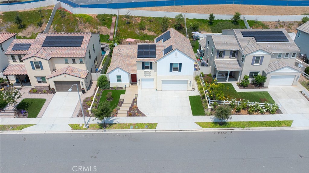 Property Photo:  31530 Calle De Las Estrellas  CA 92003 
