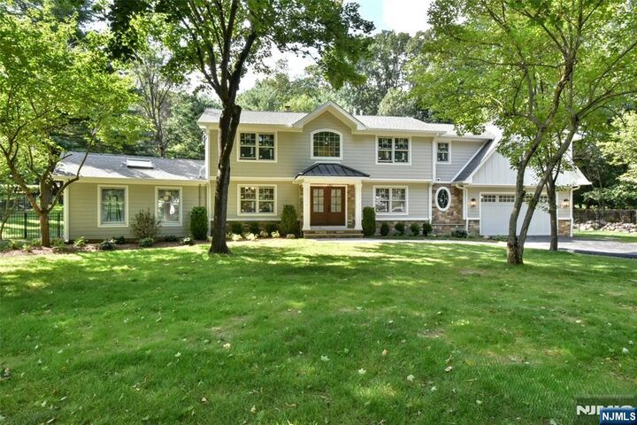 20 Van Schaik Lane  Wyckoff NJ 07481 photo