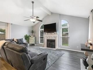 Property Photo: 1927 Wyndemere Drive LA 70461