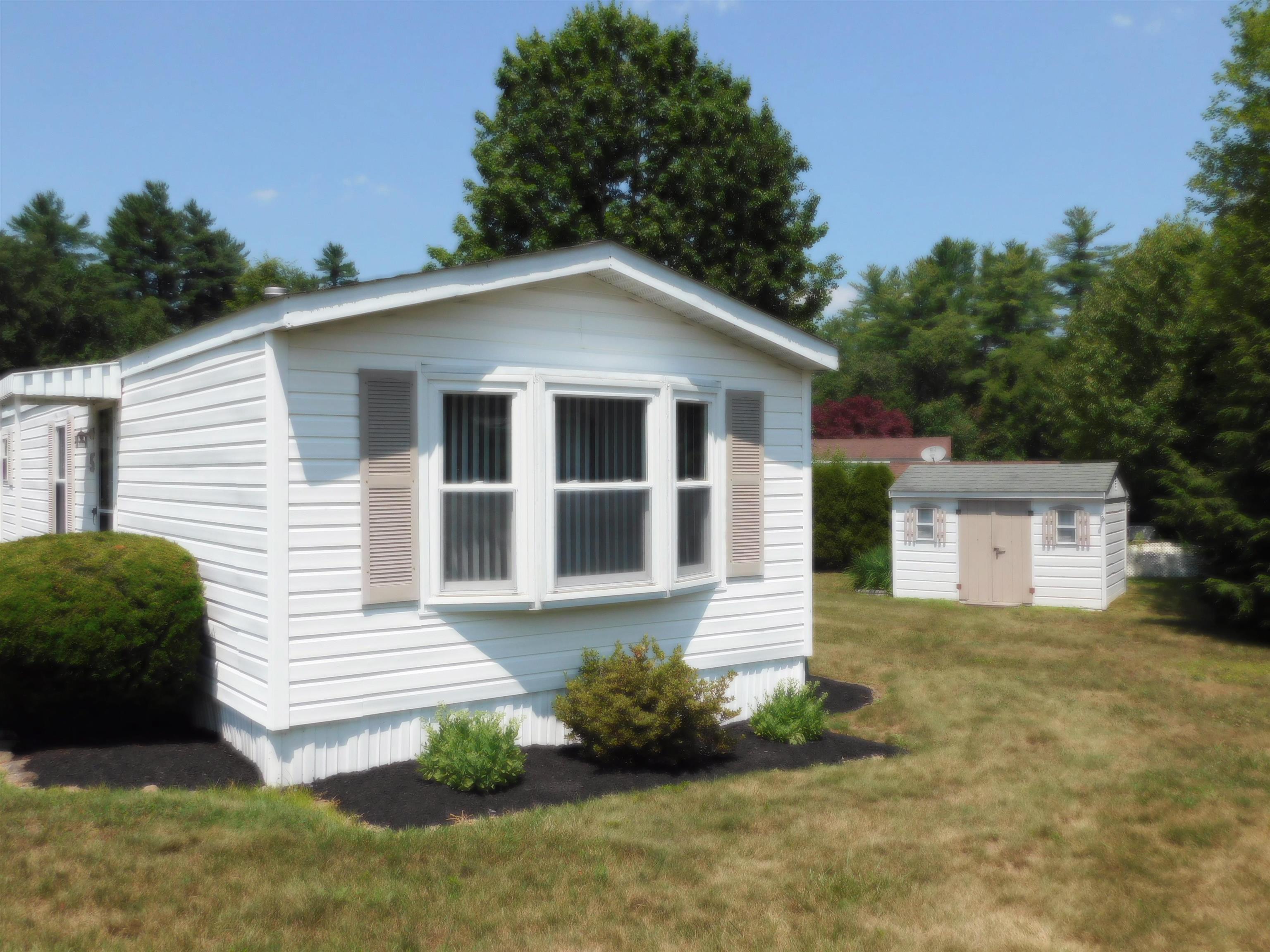 Property Photo: 5 Caribbean Lane NH 03867