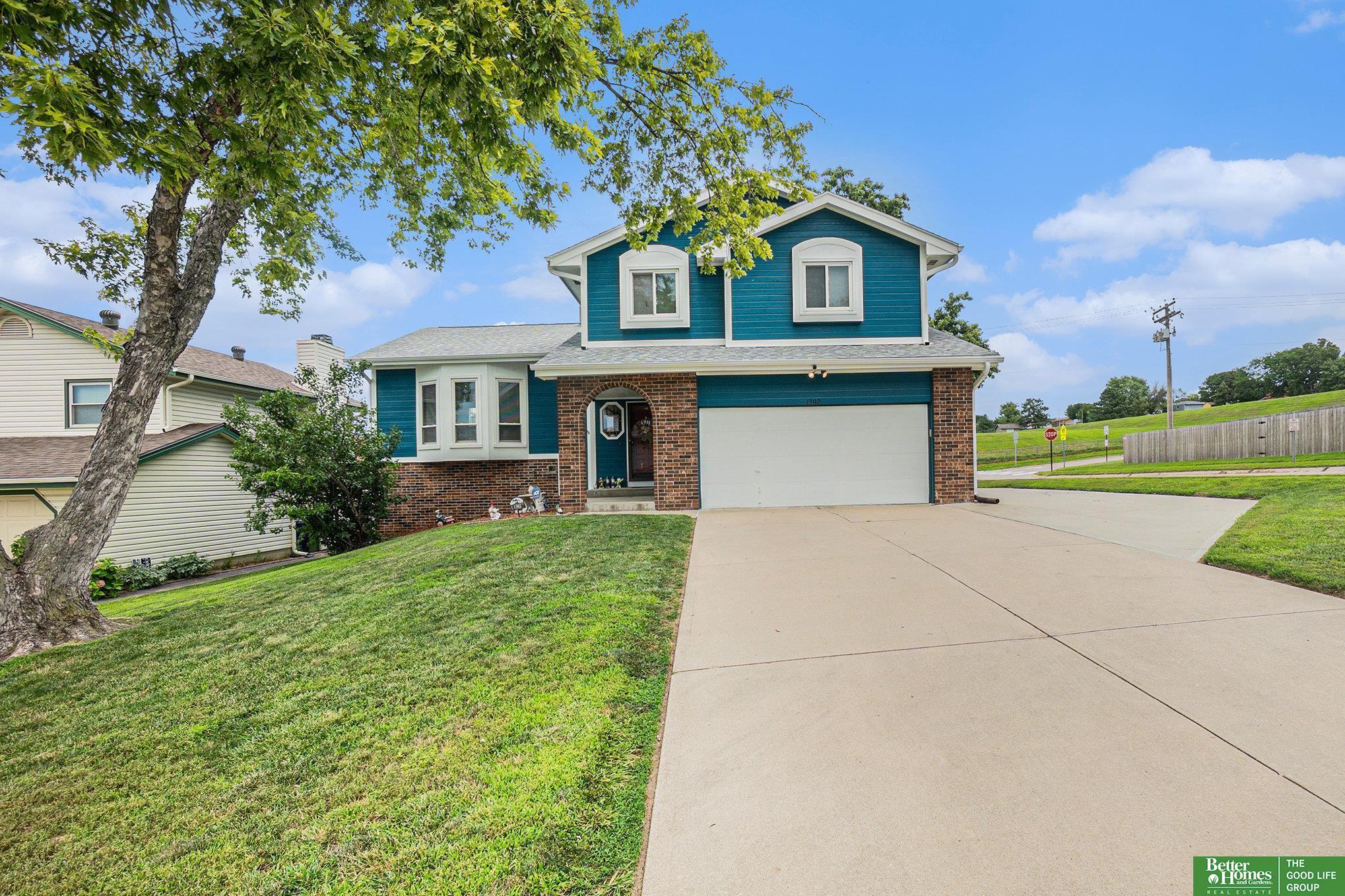 Property Photo:  1302 Sunshine Boulevard  NE 68123 
