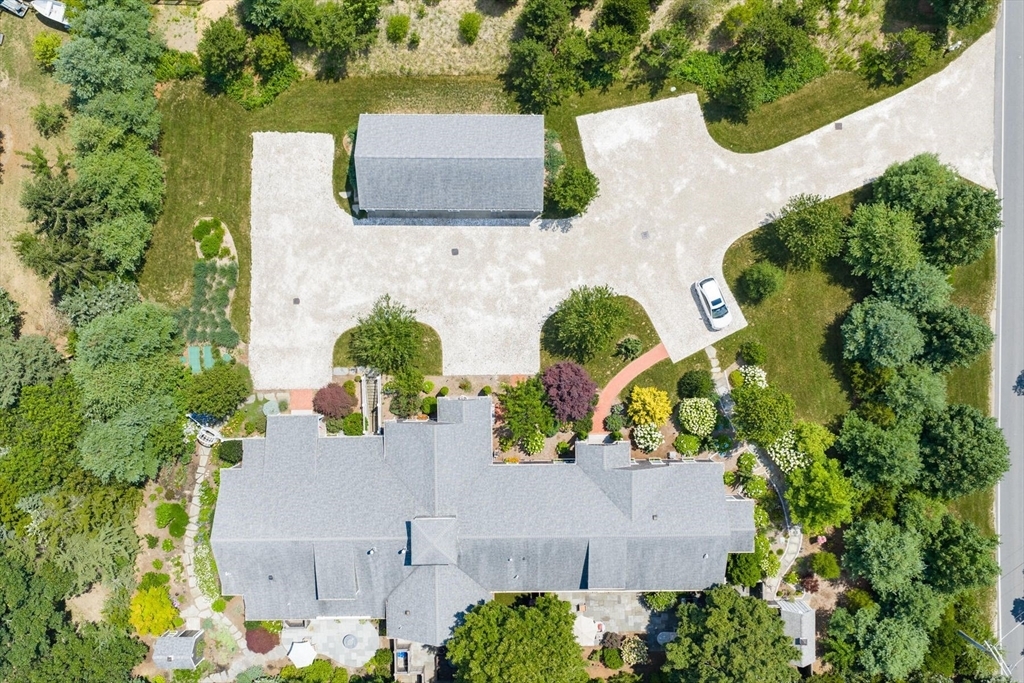 Property Photo:  950 Massasoit Road 3  MA 02642 