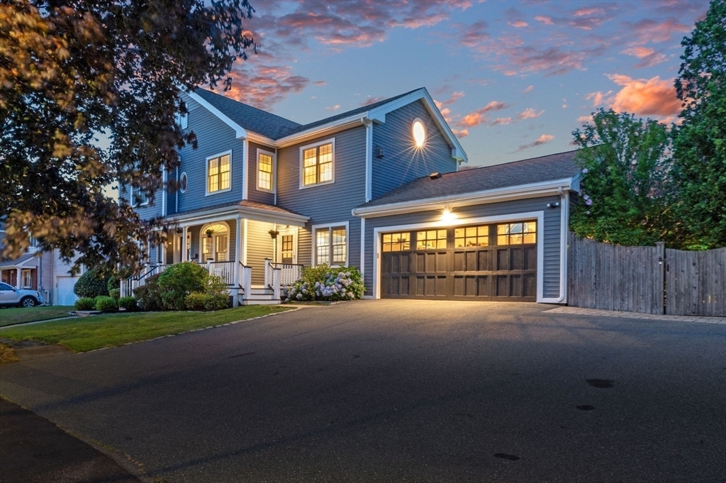 Property Photo:  11 Stratford Rd  MA 01945 