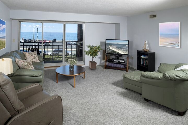 Property Photo:  121 Nantasket Ave 208  MA 02045 