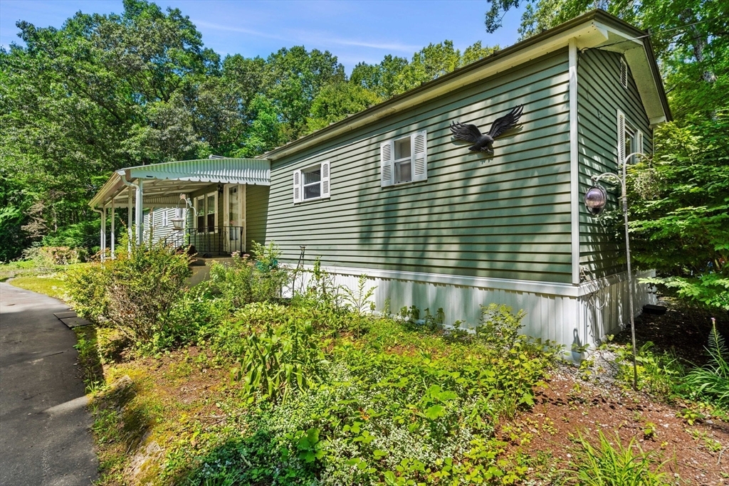 Property Photo:  32 Scott Dr  NH 03826 