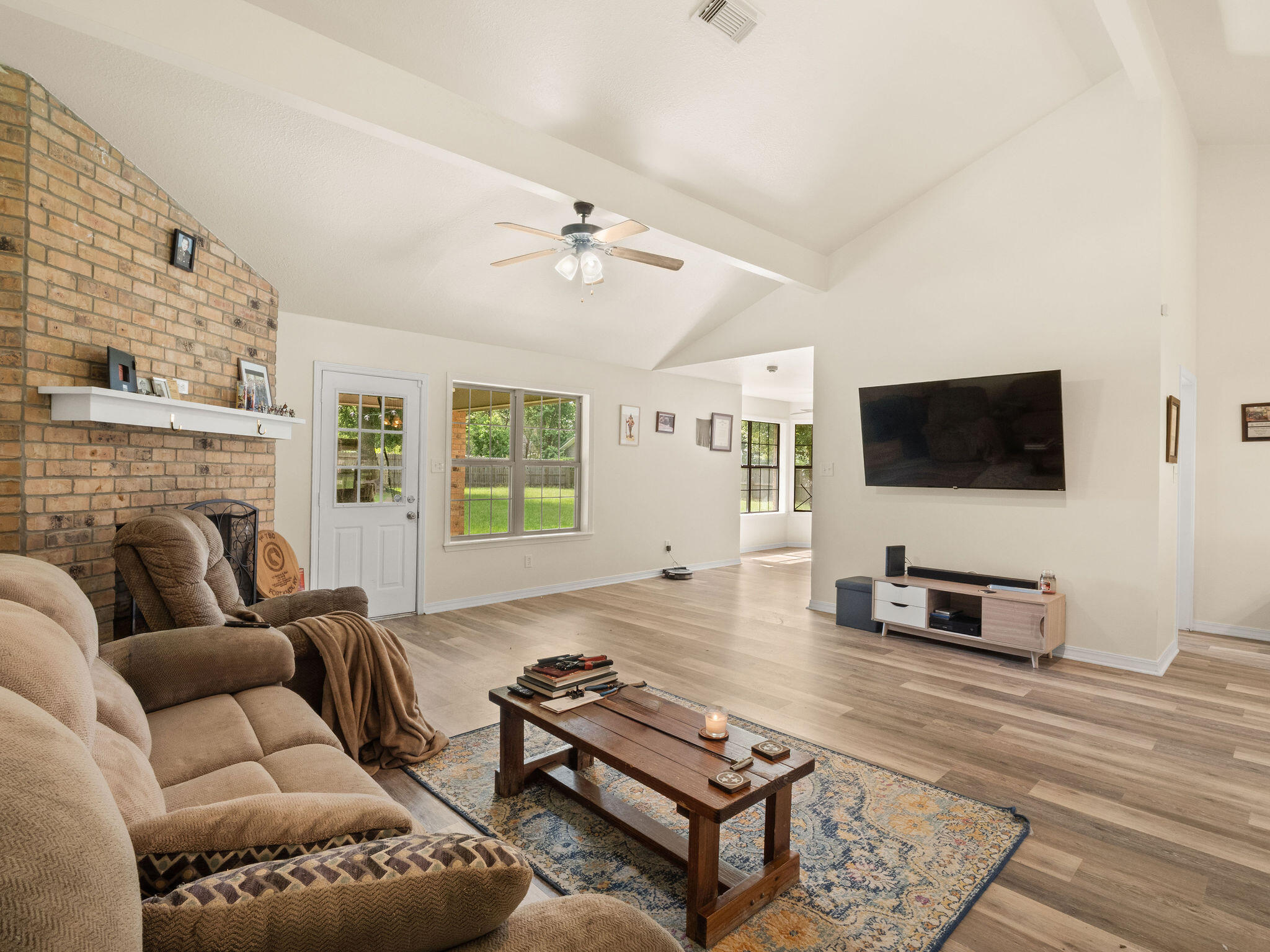 Property Photo:  1598 Glendale Rd  LA 70634 