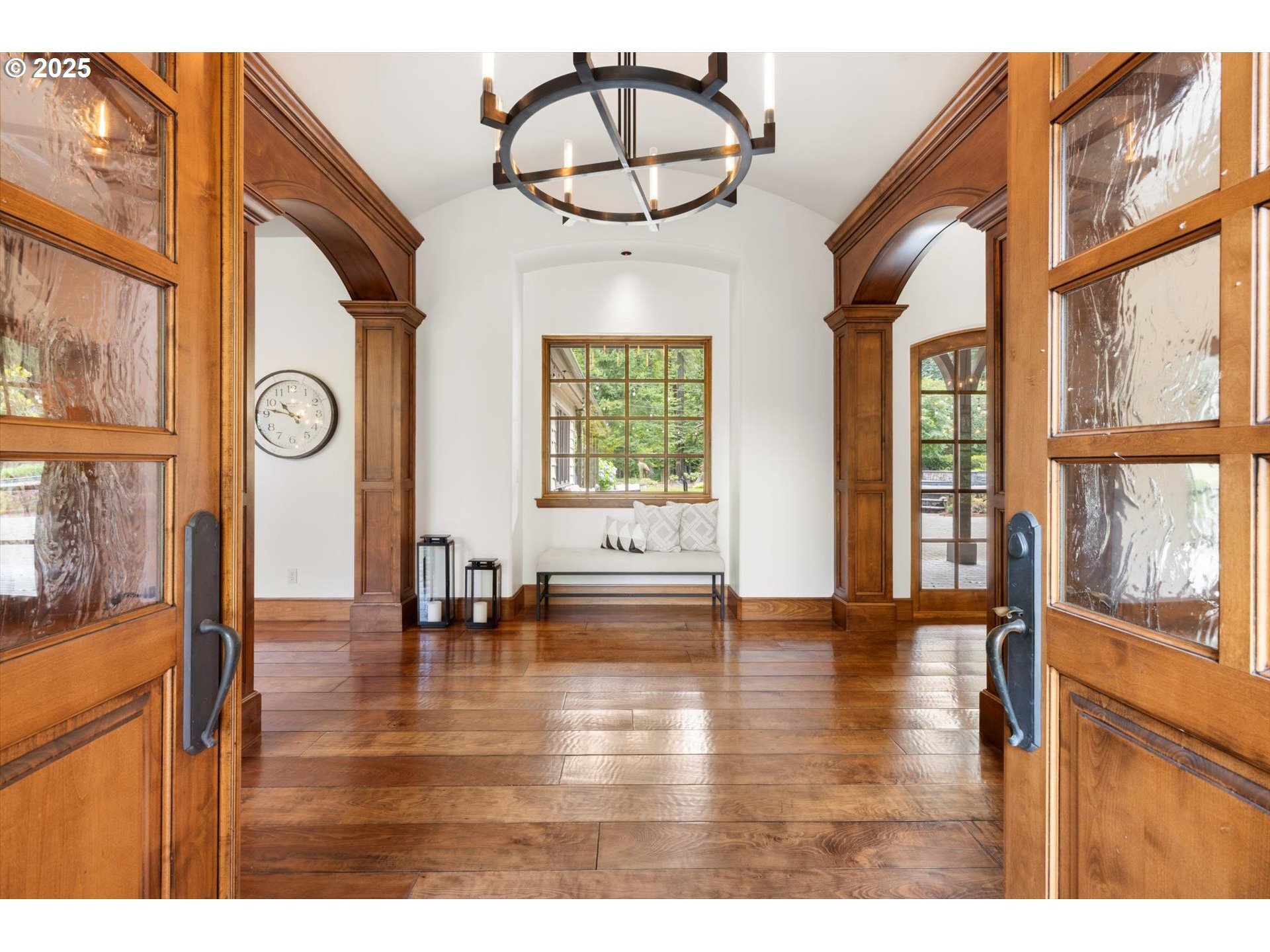 Property Photo: 5564 SW Prosperity Park Rd OR 97062