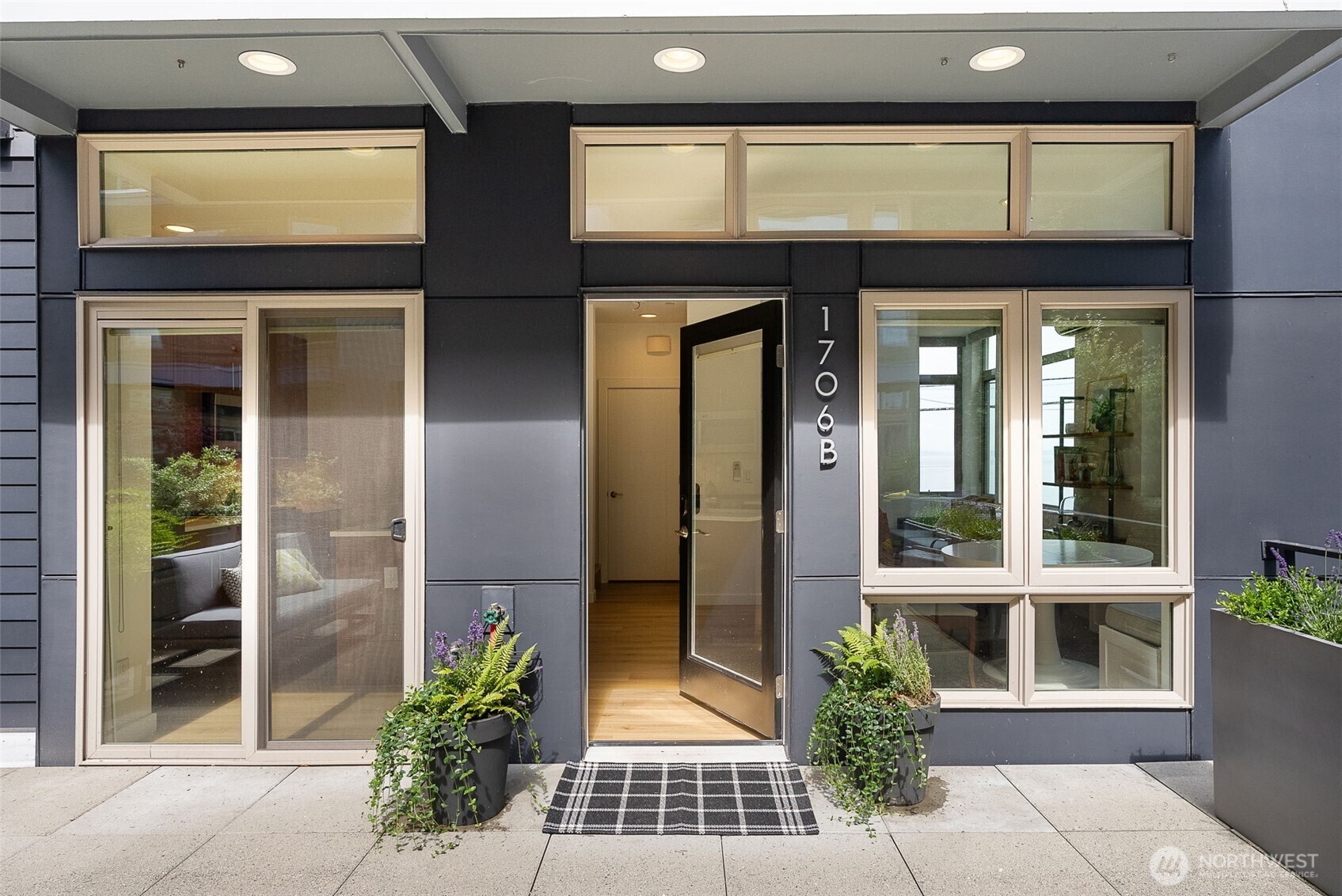 Property Photo: 1706 Alki Avenue SW B WA 98116