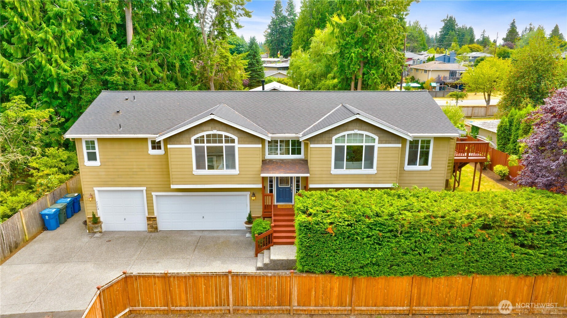 Property Photo: 7724 203rd Street SW WA 98026