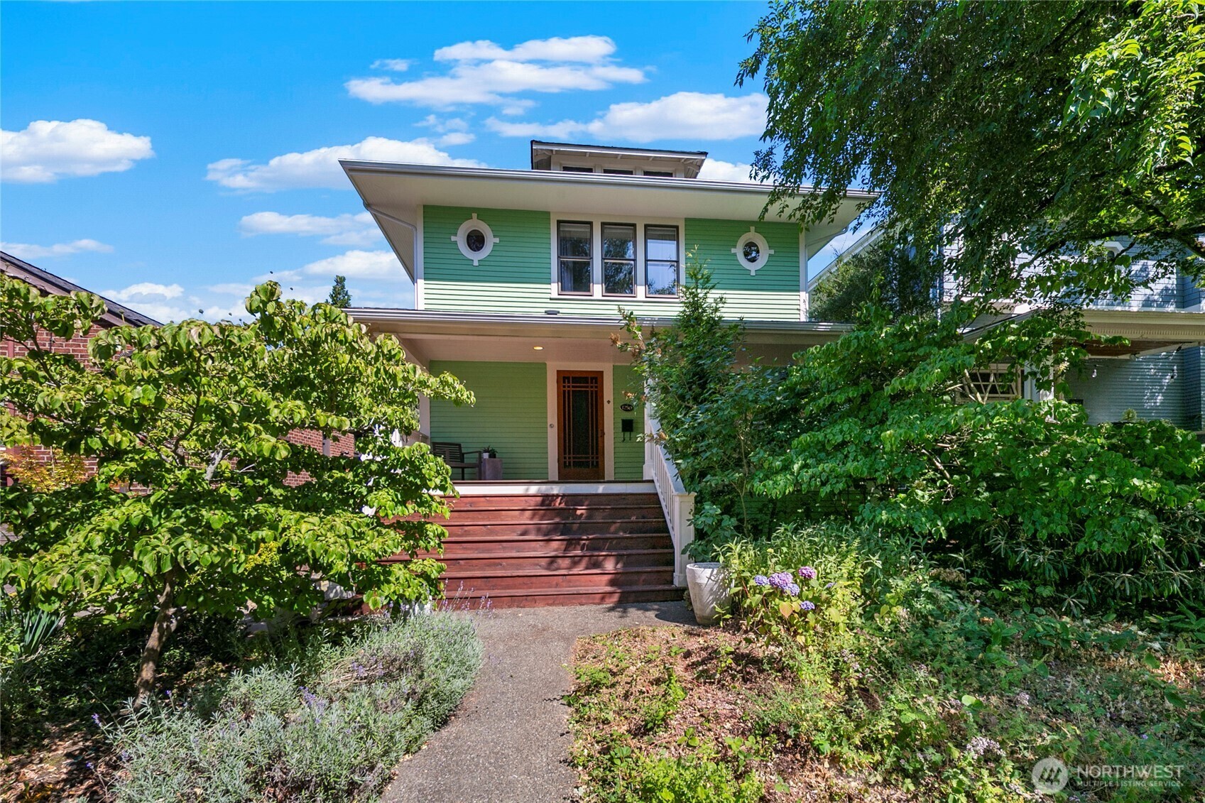 1250  17th Avenue E  Seattle WA 98112 photo