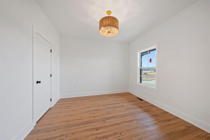 Property Photo:  5369 Crocus Drive  KY 42101 