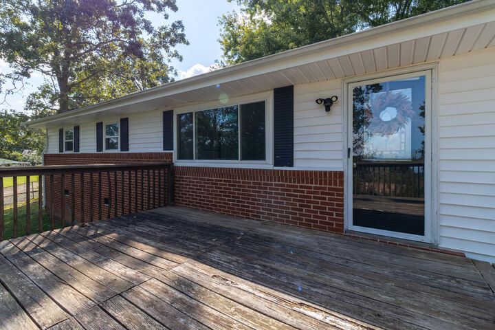 Property Photo:  127 Belleview Drive SE  TN 37323 