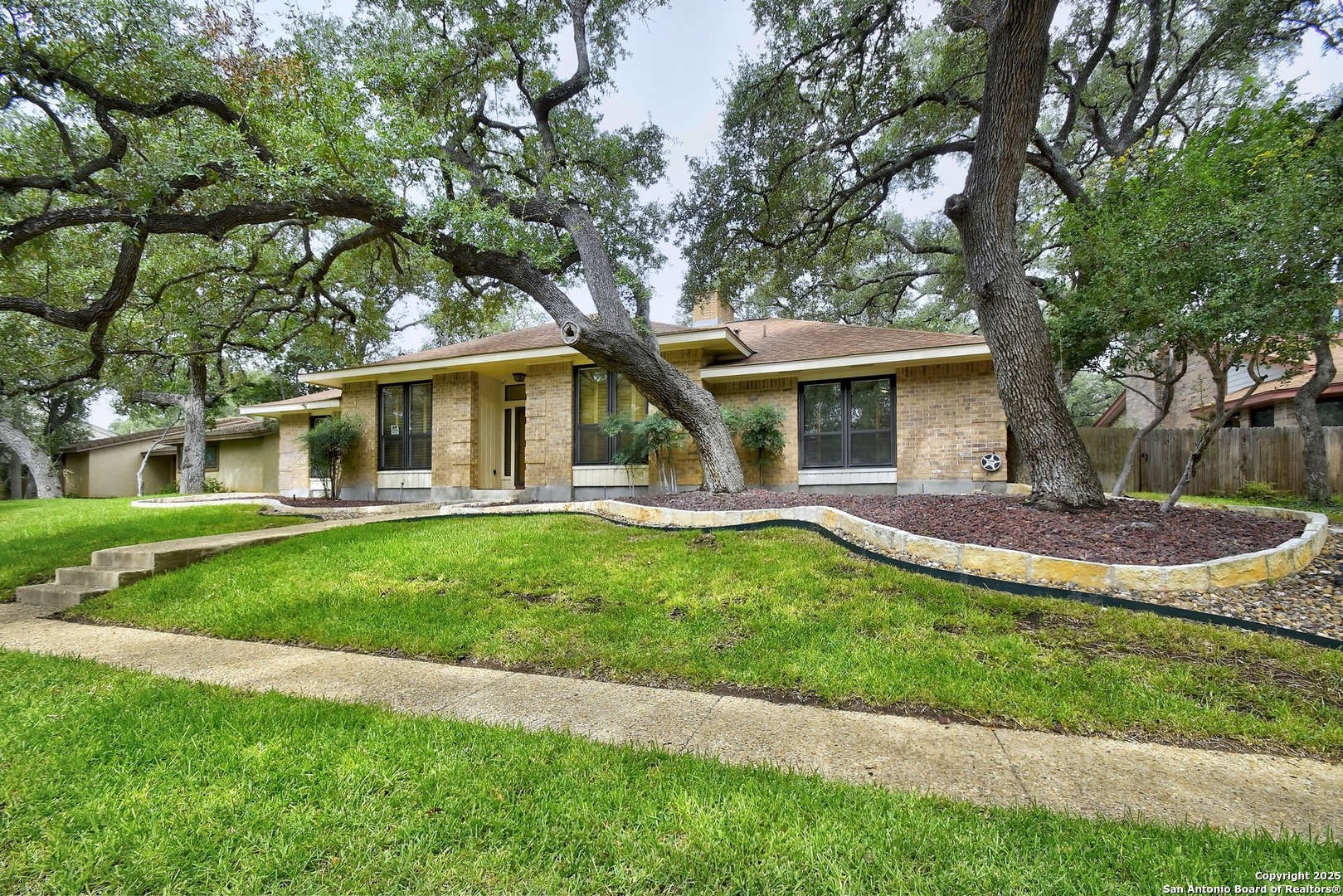 Property Photo:  13423 Vista Bonita  TX 78216 