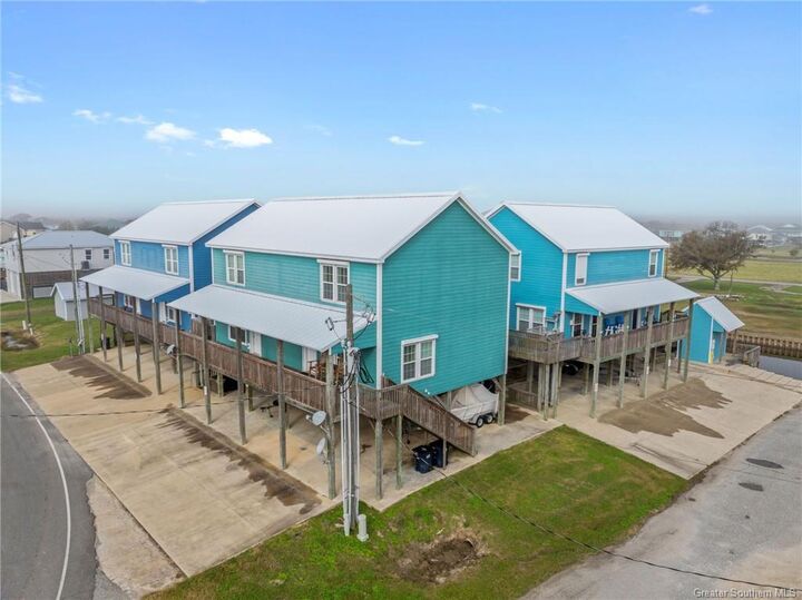Property Photo: 461 Lake Breeze Road LA 70645