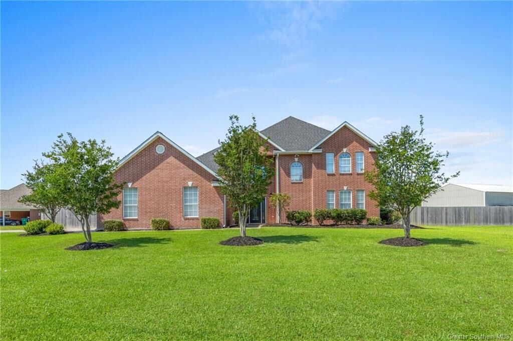 Property Photo: 221 Park Road LA 70611