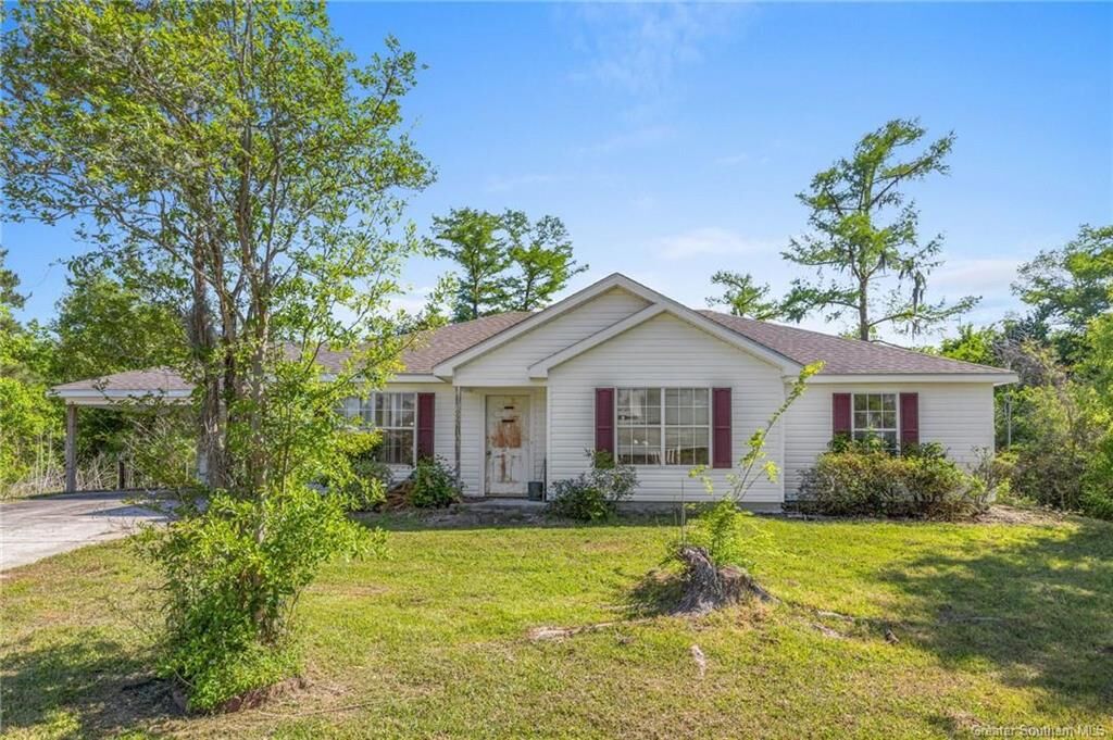 Property Photo:  1055 Green Road  LA 70611 