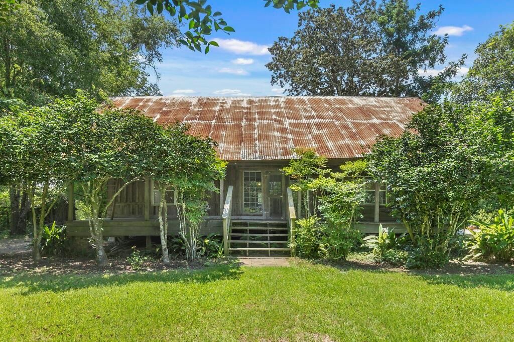 Property Photo: 265 Billy Young Road LA 70662