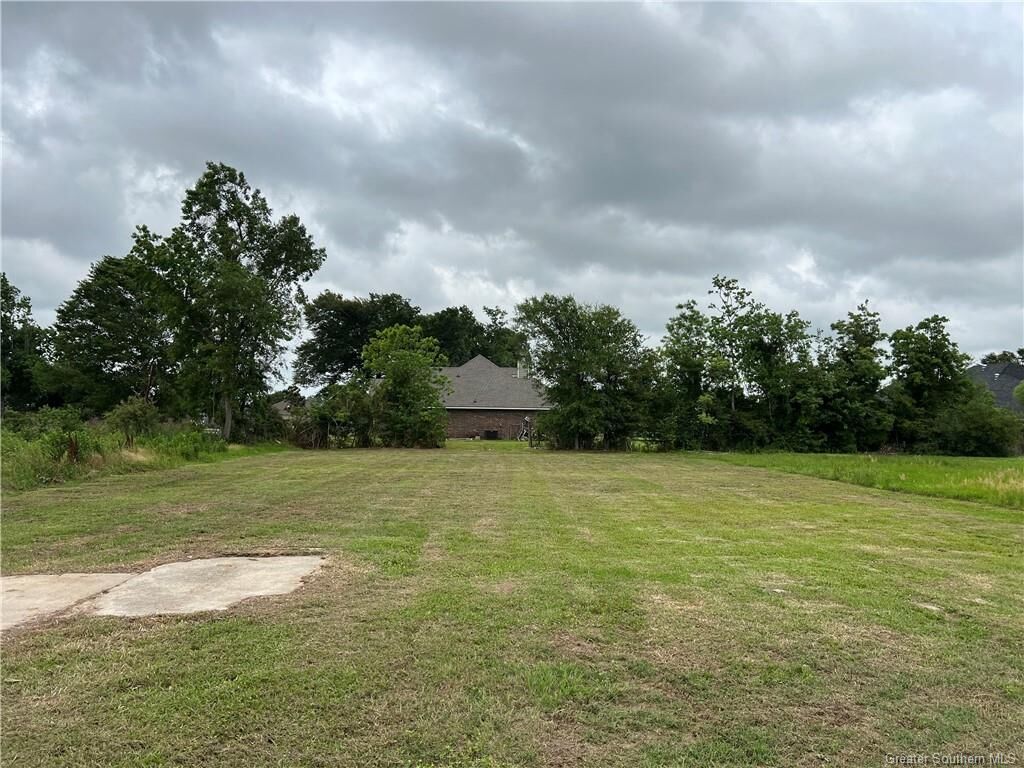 Property Photo: 5821 Nelson Road LA 70605