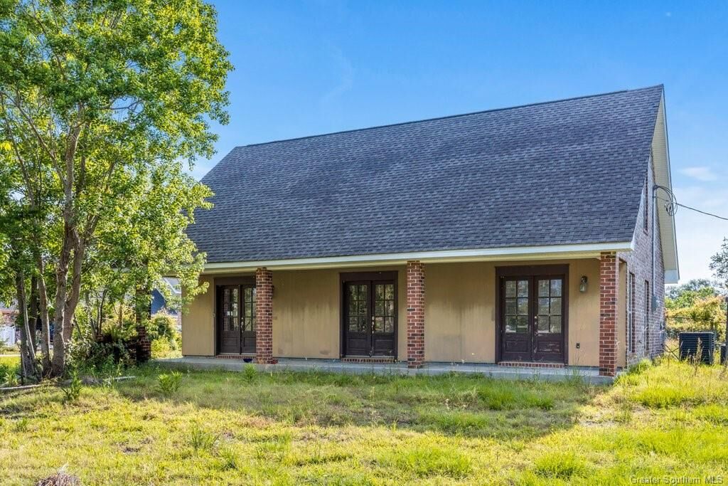 Property Photo: 213 Bazile Daigle Road LA 70607