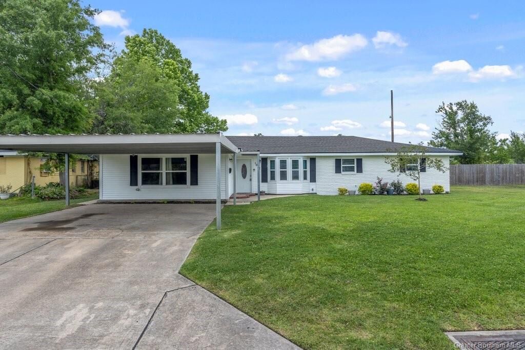 Property Photo:  1012 Elizabeth Street  LA 70669 