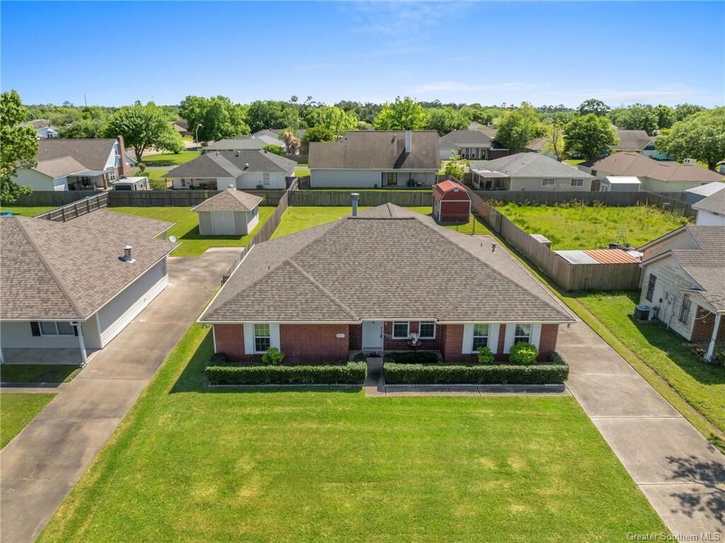 Property Photo: 5817 Dundee Street LA 70605