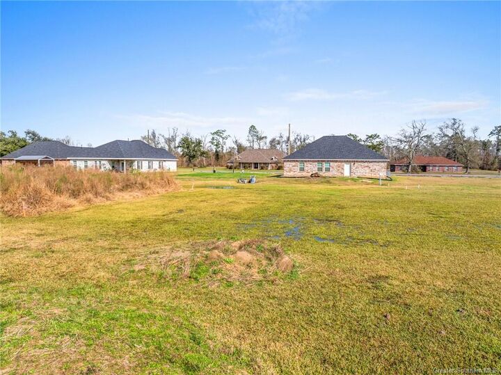 Property Photo: 436 Deshotel Lane LA 70615
