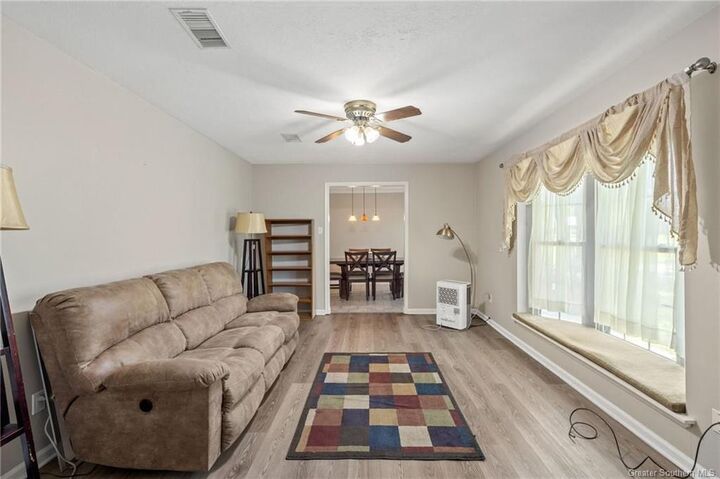 Property Photo:  1207 Seminole Street  LA 70634 