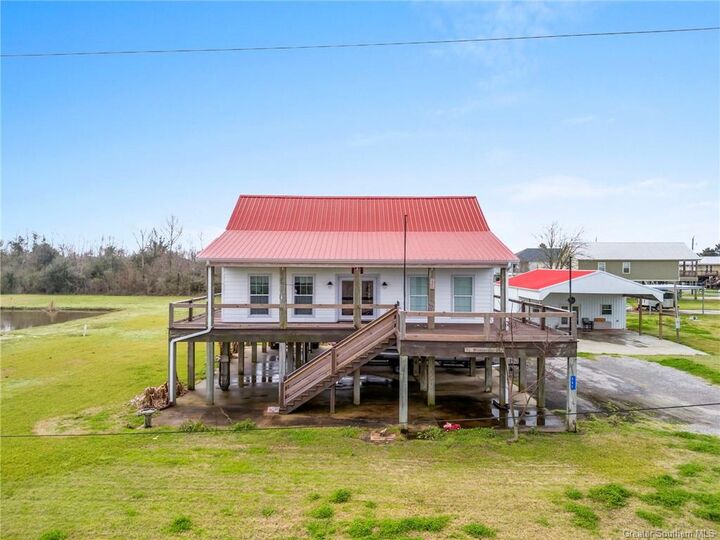 Property Photo: 331 Hebert Camp Road LA 70607