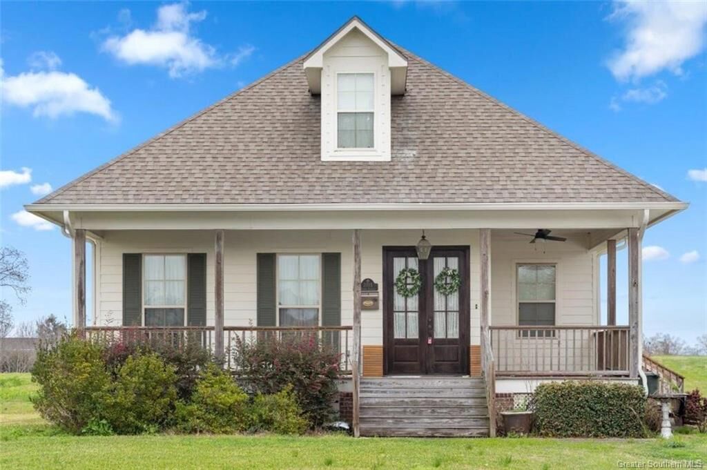 Property Photo: 2015 Barbe Street LA 70601