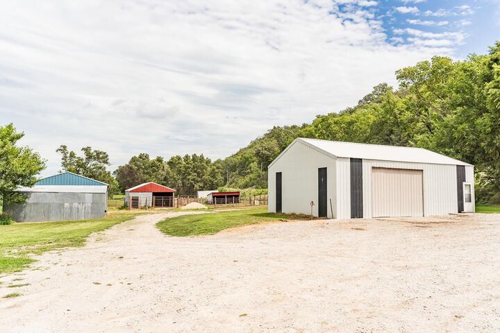 Property Photo:  20800 Paddock  Avenue  IA 51561 