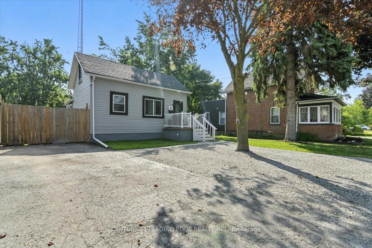 Property Photo: 40 St Patrick Street ON K9V 1R2