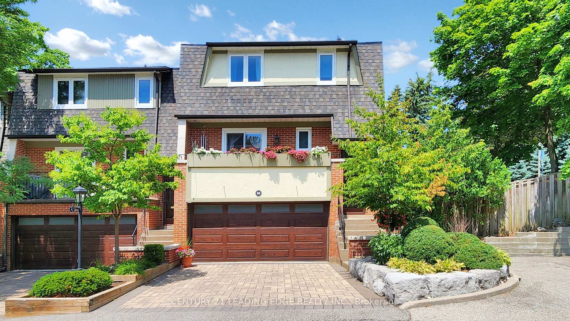 Photo de la propriété:  99 Quail Valley Crescent  ON L3T 4P9 
