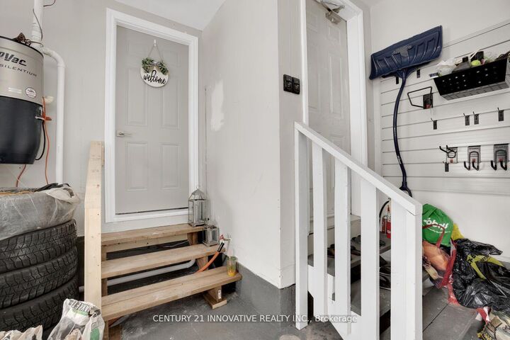 Property Photo:  285 Fossil Hill Road Bsmt  ON L4H 2X5 