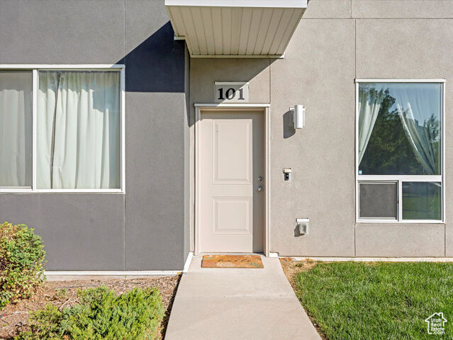 Property Photo: 4538 W South Jordan Pkwy 101 UT 84009