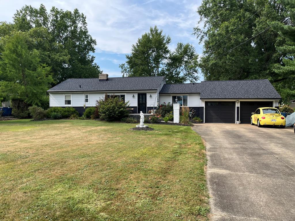 Property Photo: 3205 Shellhart Rd OH 44203
