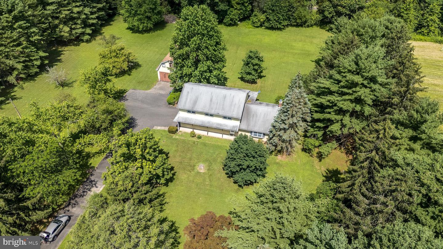 Property Photo: 255 Park Drive W PA 18930