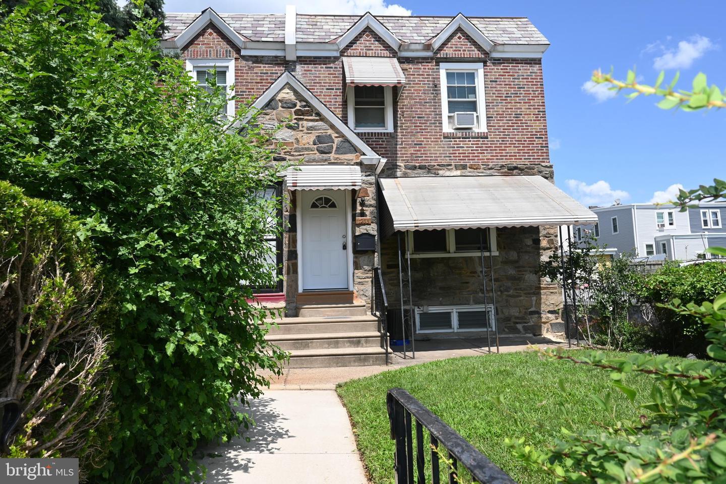 Property Photo:  7233 Spruce Street  PA 19082 
