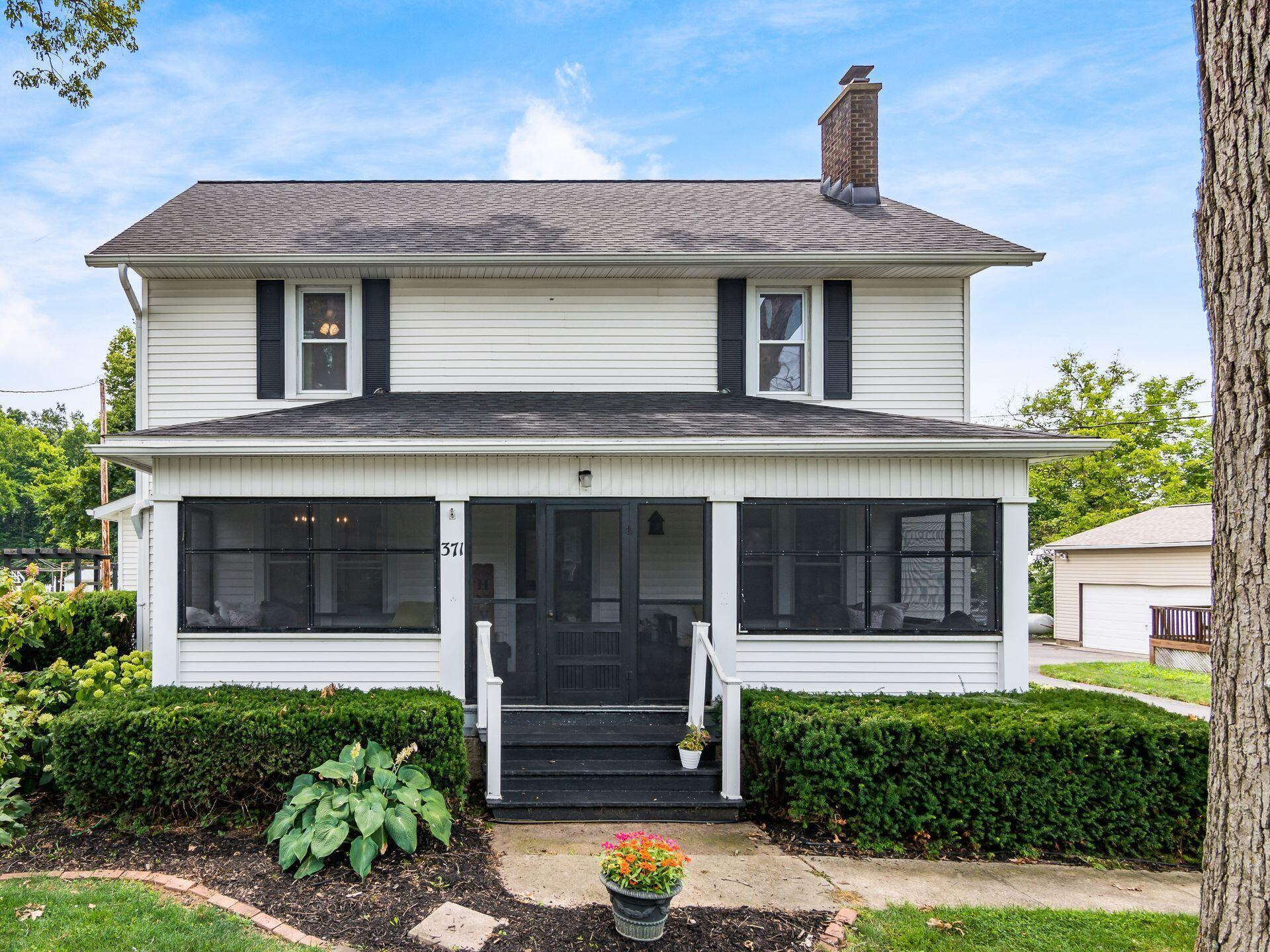 Property Photo:  371 W North Street  OH 43061 