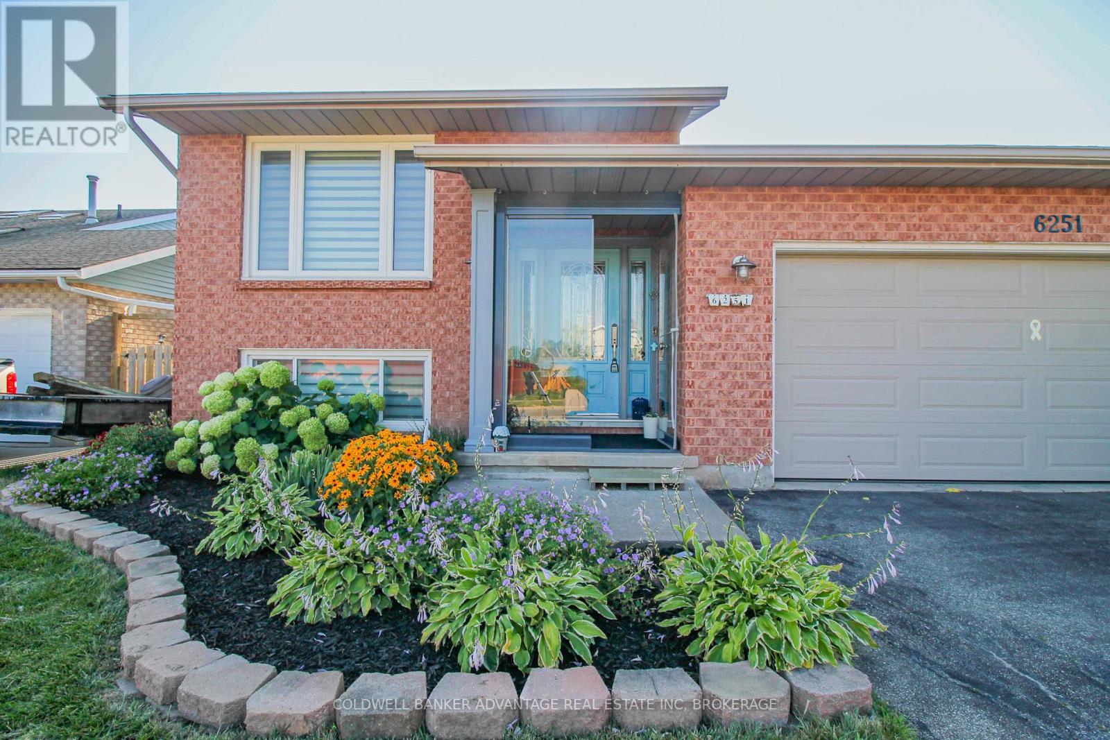 Property Photo:  6251 Sherri Avenue  ON L2H 2W7 