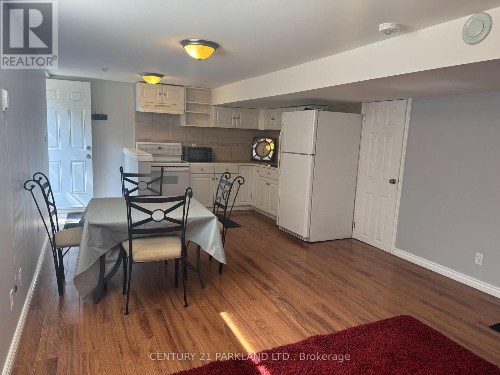 Property Photo: 406 Dianne Drive ON L1H 7A6