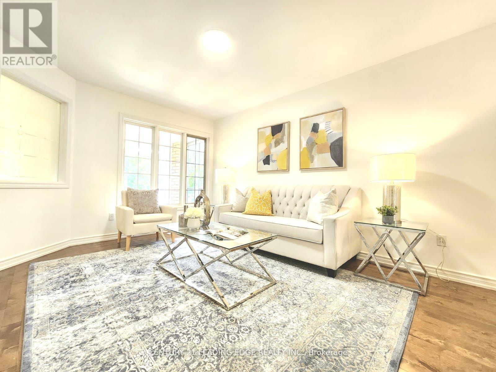 Property Photo: 86 Quince Crescent ON L3S 3T2