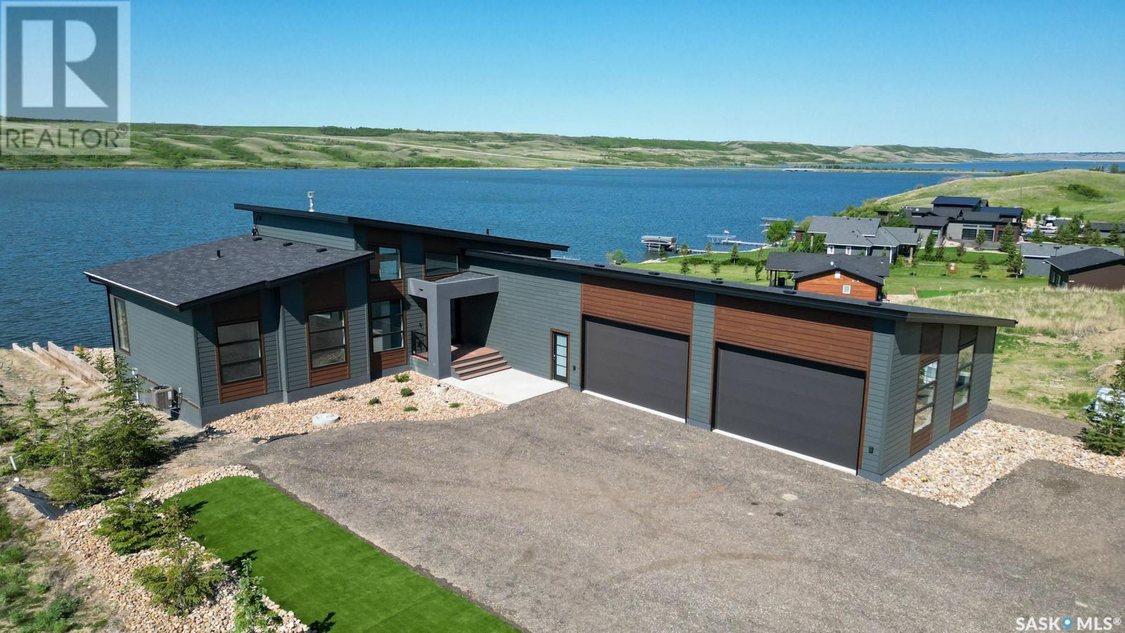 Property Photo: 12 Sunset Boulevard SK S0G 0P0