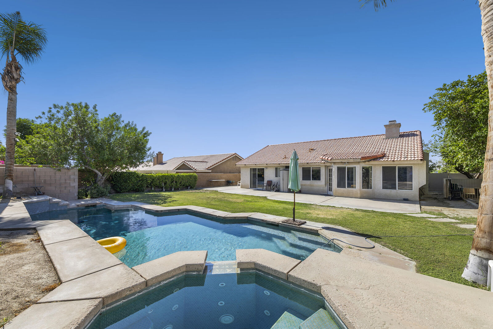 Property Photo: 78710 La Palma Drive CA 92253